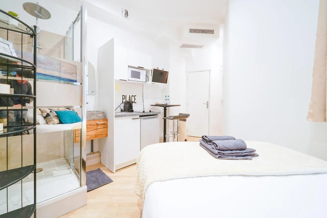 Well Located Studio Fully Renovated In Paris Center Apartment