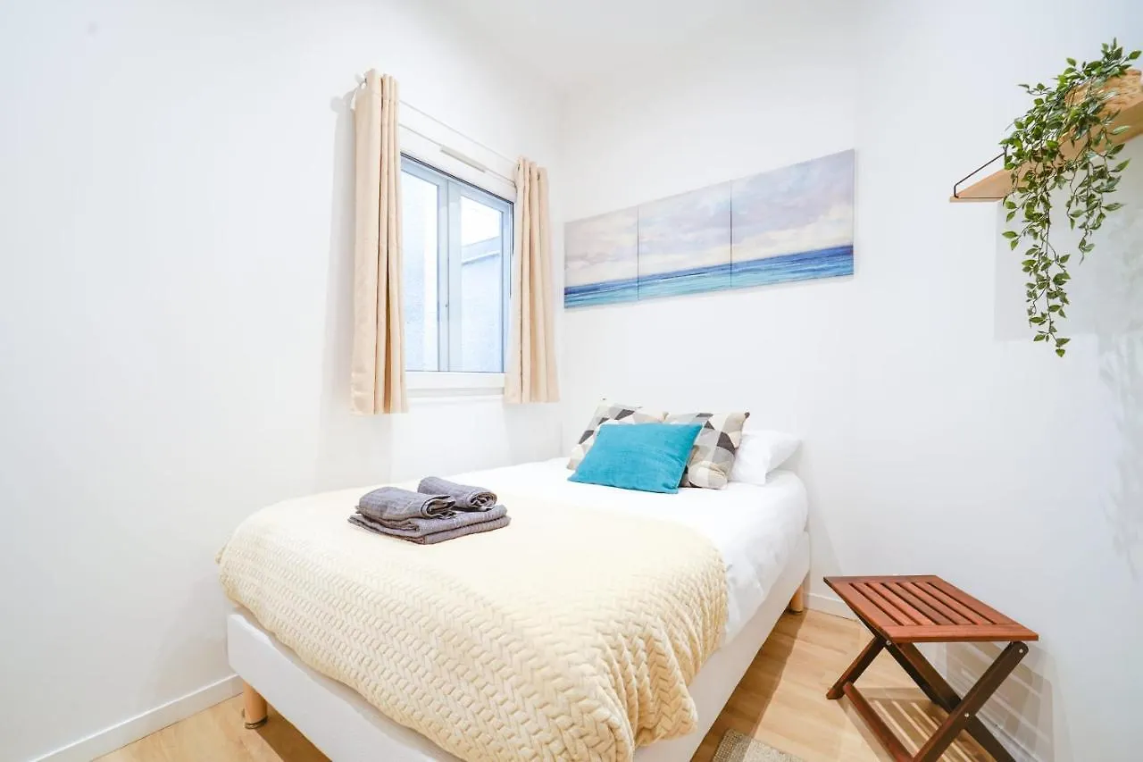 Well Located Studio Fully Renovated In Paris Center Apartment