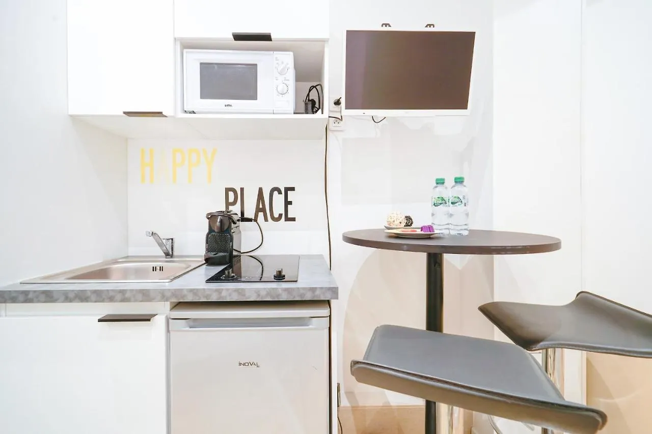 Well Located Studio Fully Renovated In Paris Center Apartment